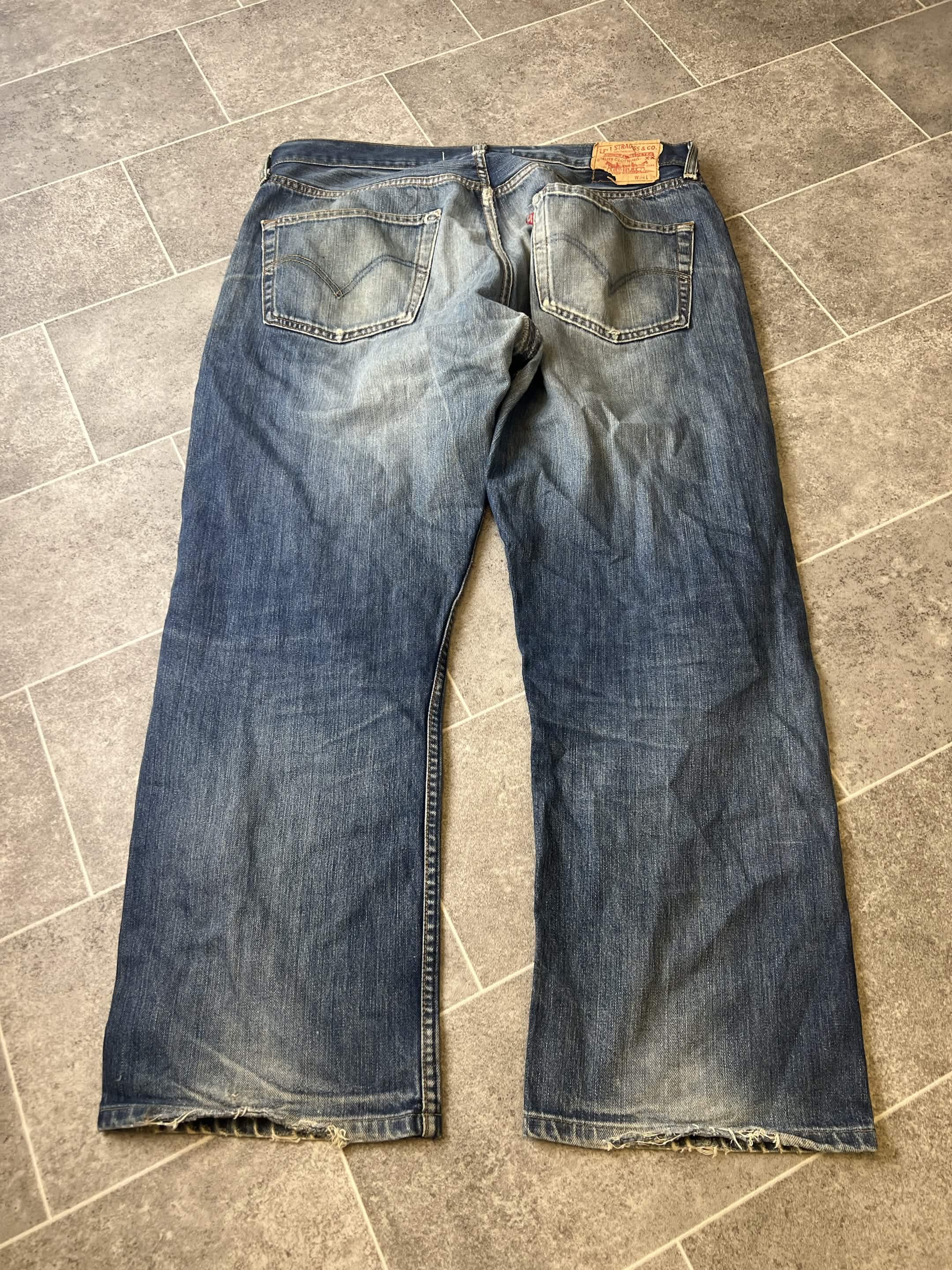 Levis 512 Bootcut Jeans