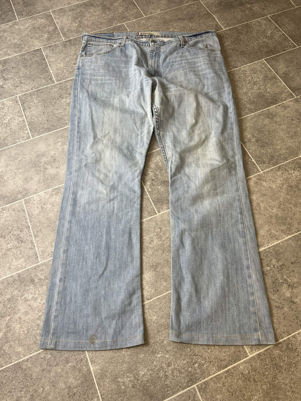 Levis 512 Bootcut Jeans