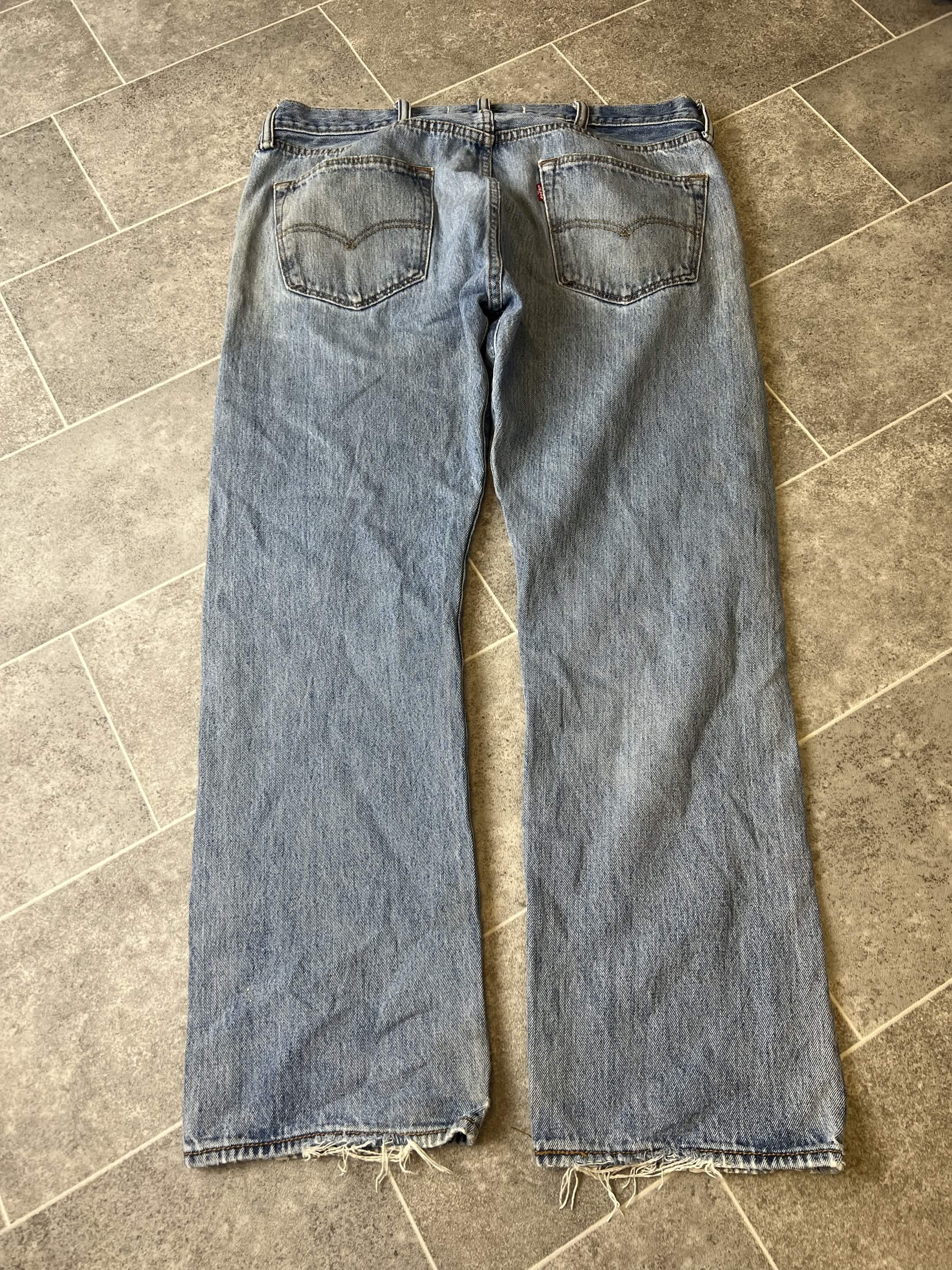 Levis 512 Bootcut Jeans