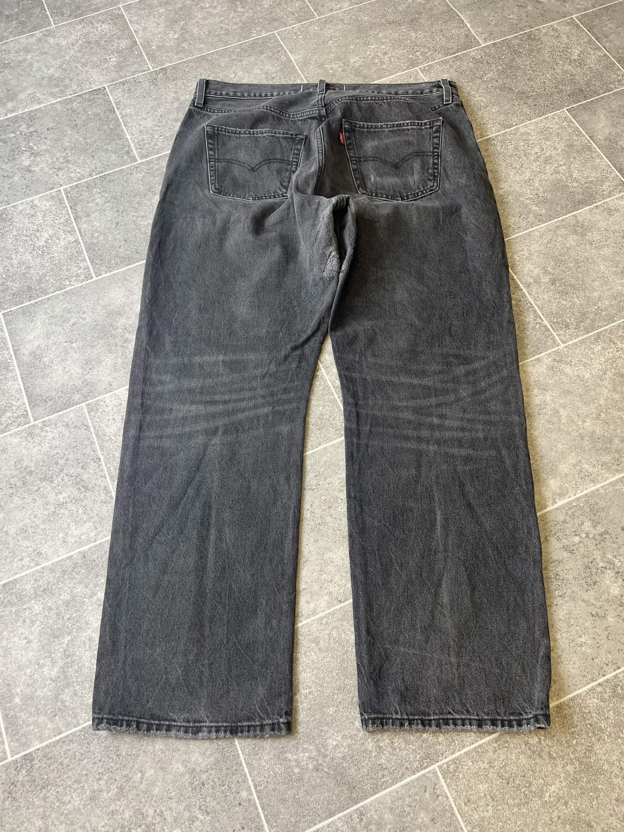 Levis 512 Bootcut Jeans