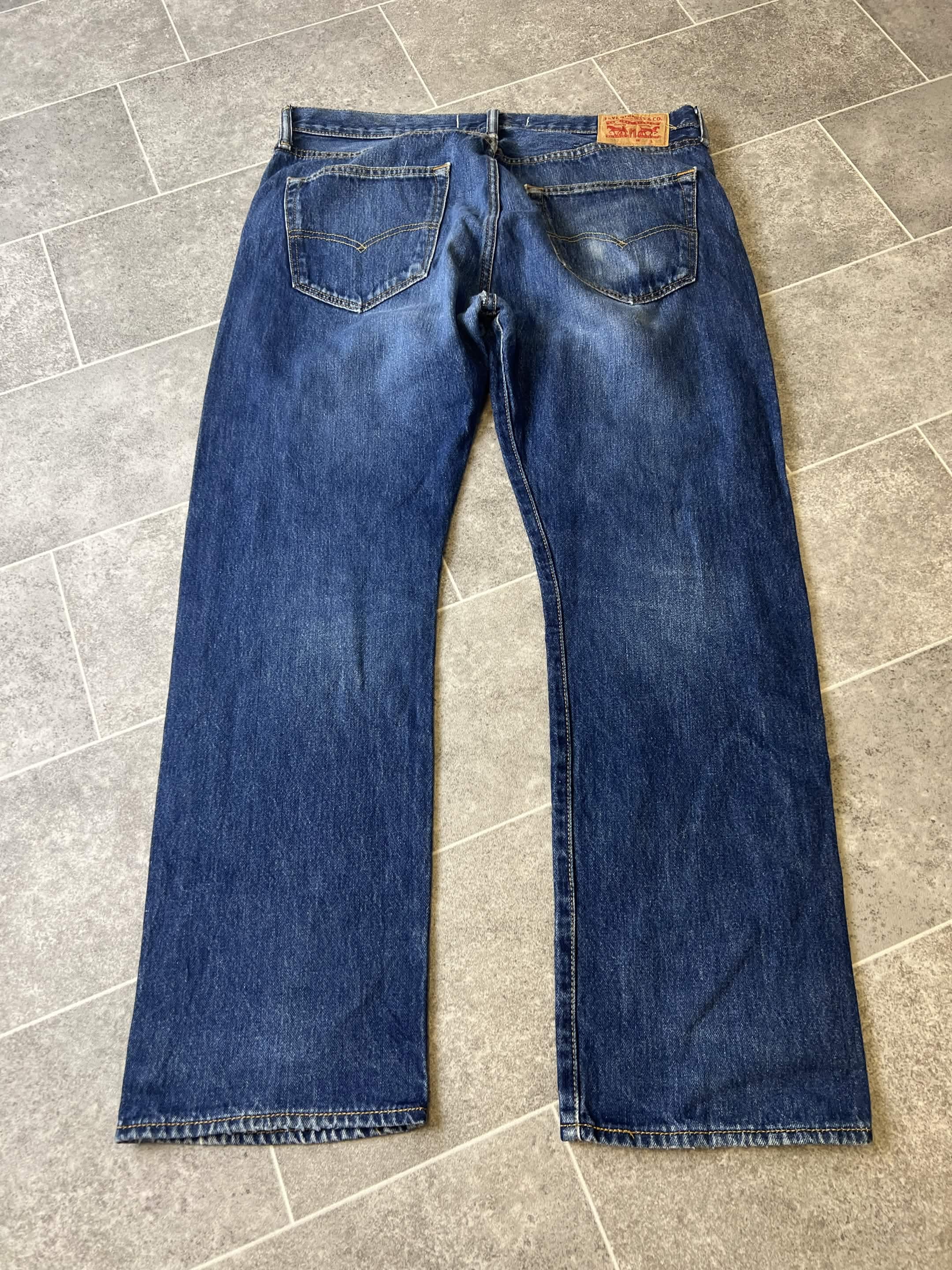 Levis 512 Bootcut Jeans